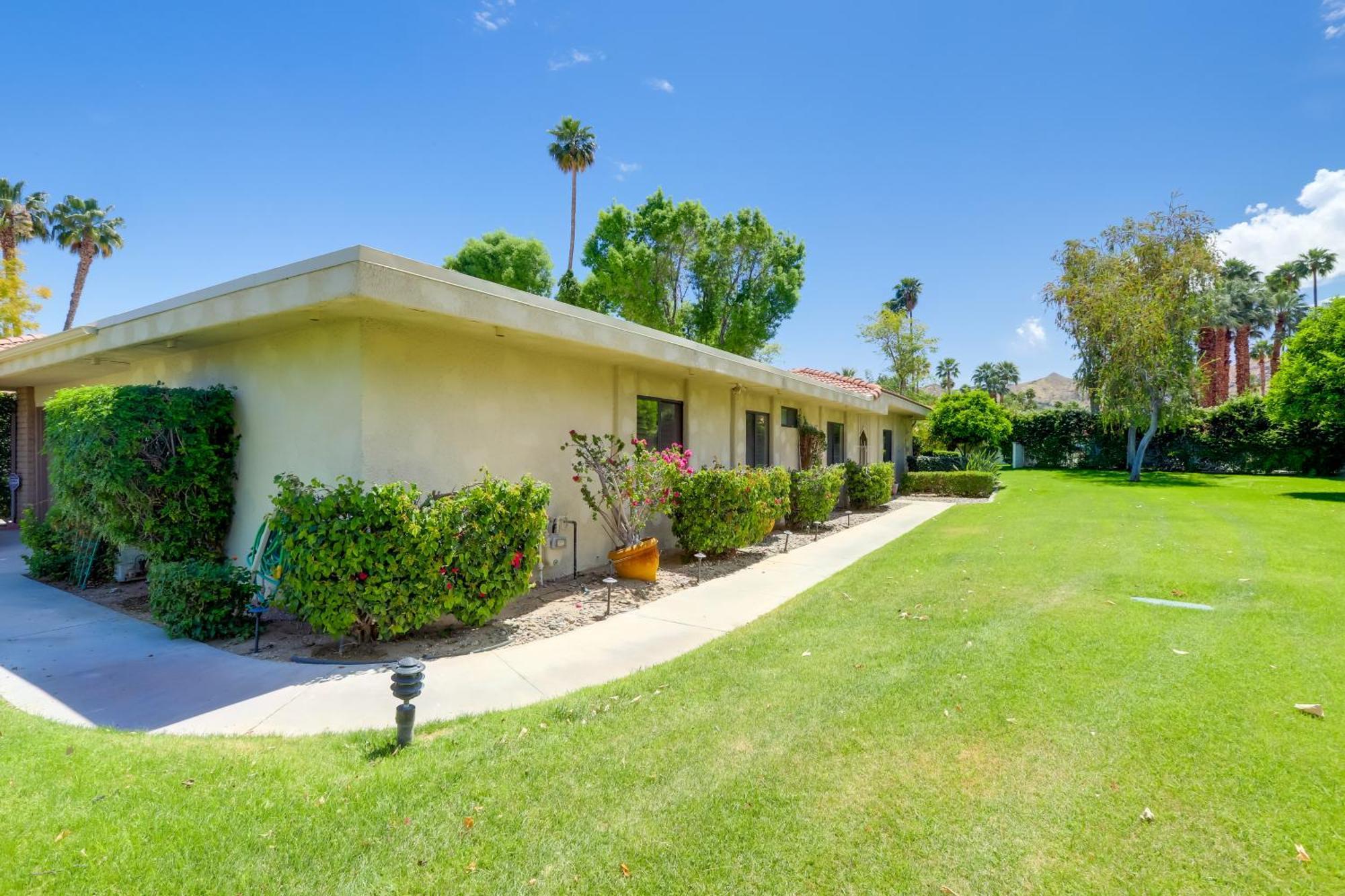 Sunny Palm Springs Haven Fenced Patio, 6 Pools! Apartment Exterior photo