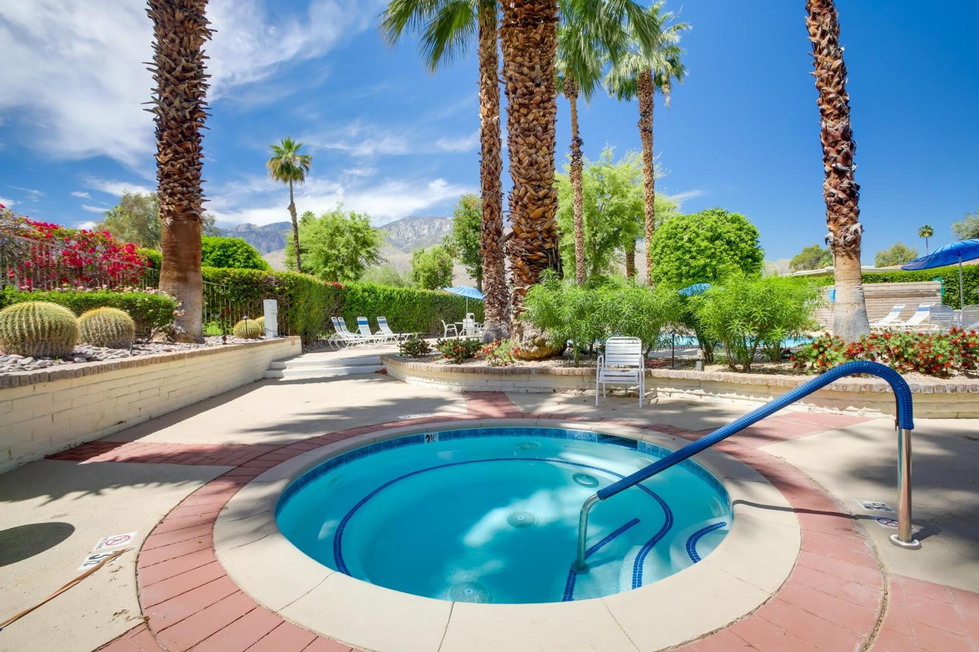 Sunny Palm Springs Haven Fenced Patio, 6 Pools! Apartment Exterior photo