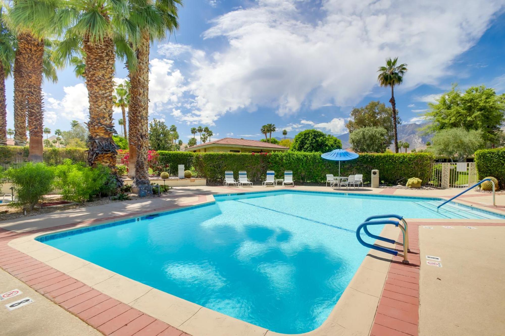 Sunny Palm Springs Haven Fenced Patio, 6 Pools! Apartment Exterior photo